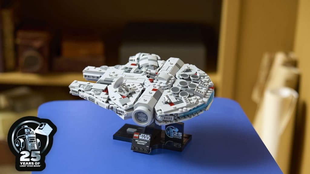 Pour les 25 ans de Star Wars, LEGO dévoile un nouveau set R2D2