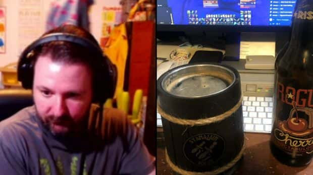 Le fils d'un streamer a renversé de la bière sur son clavier le mettant hors de lui